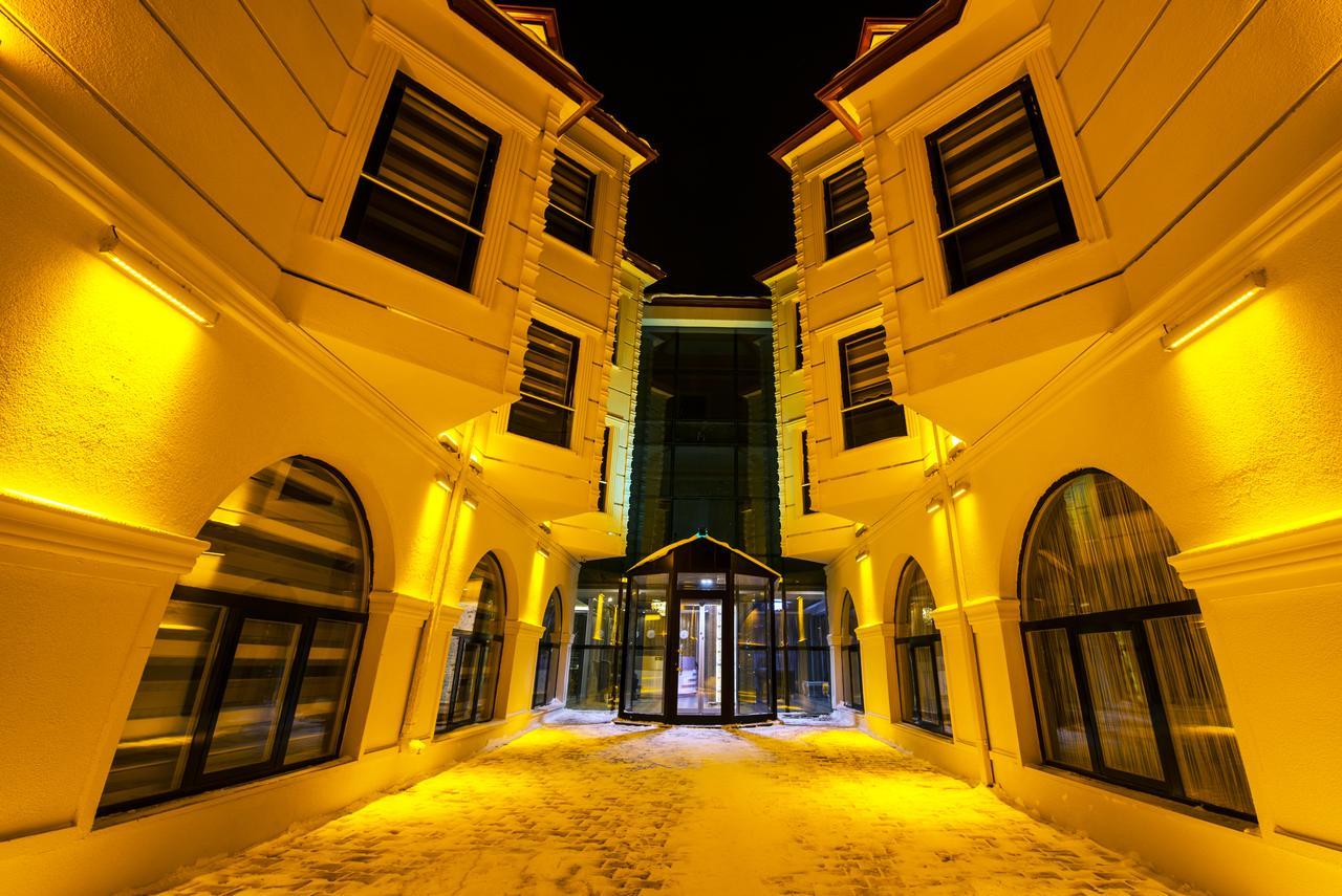 Kars-I Si̇Ri̇N Otel Exterior photo